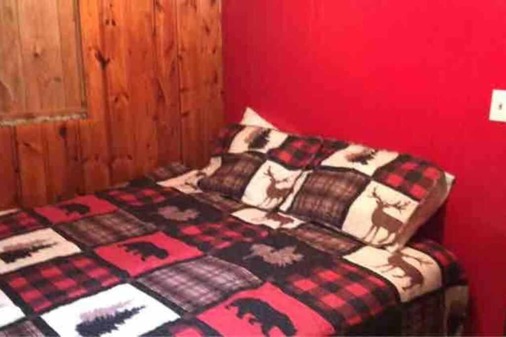 Royce'S Outpost Rustic Cabin Nearby Trails Mio Εξωτερικό φωτογραφία
