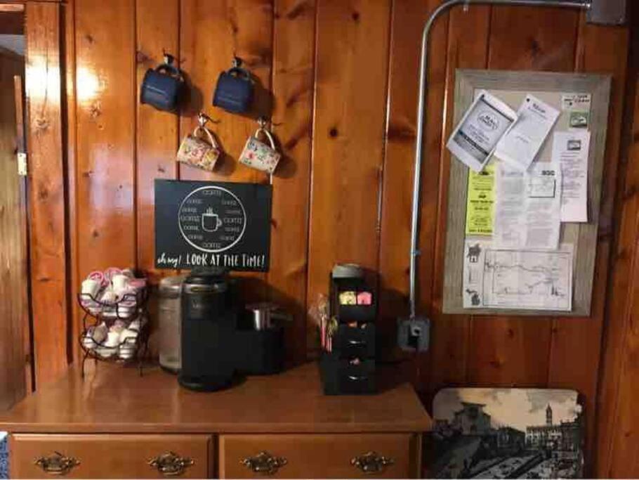 Royce'S Outpost Rustic Cabin Nearby Trails Mio Εξωτερικό φωτογραφία